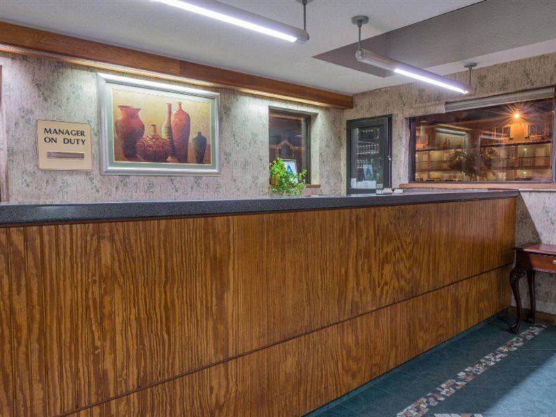 Days Inn By Wyndham Hurstbourne Louisville-Jefferson County Extérieur photo