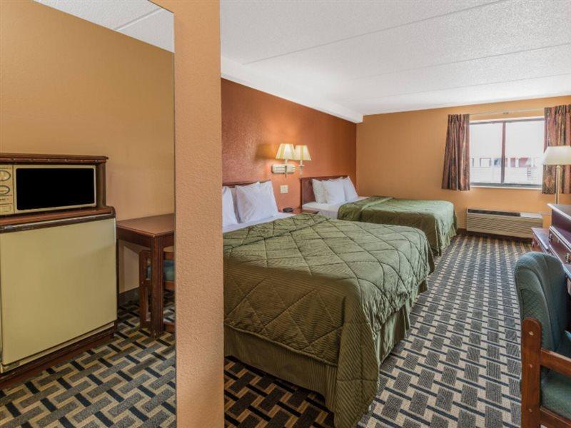 Days Inn By Wyndham Hurstbourne Louisville-Jefferson County Extérieur photo