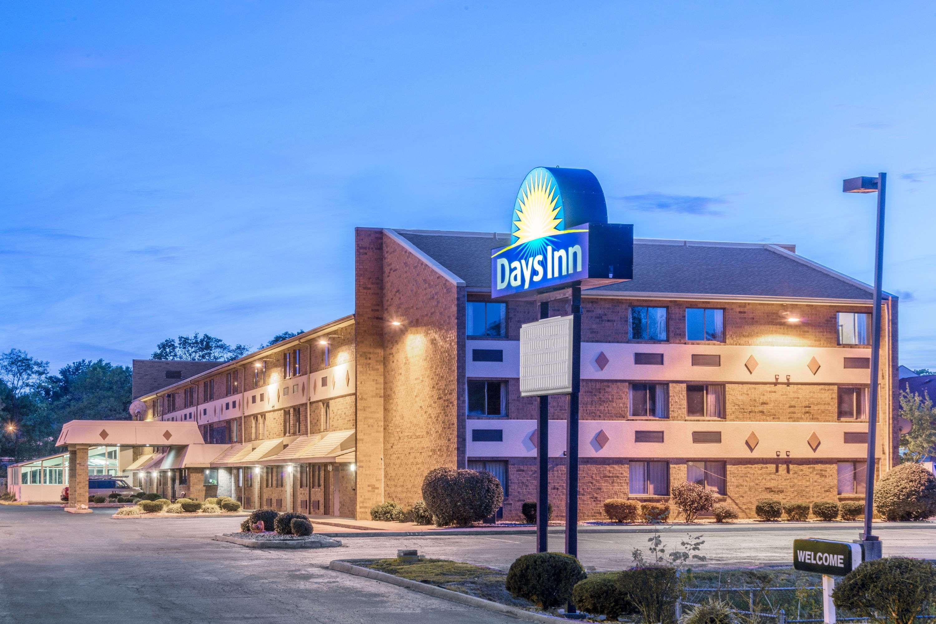 Days Inn By Wyndham Hurstbourne Louisville-Jefferson County Extérieur photo