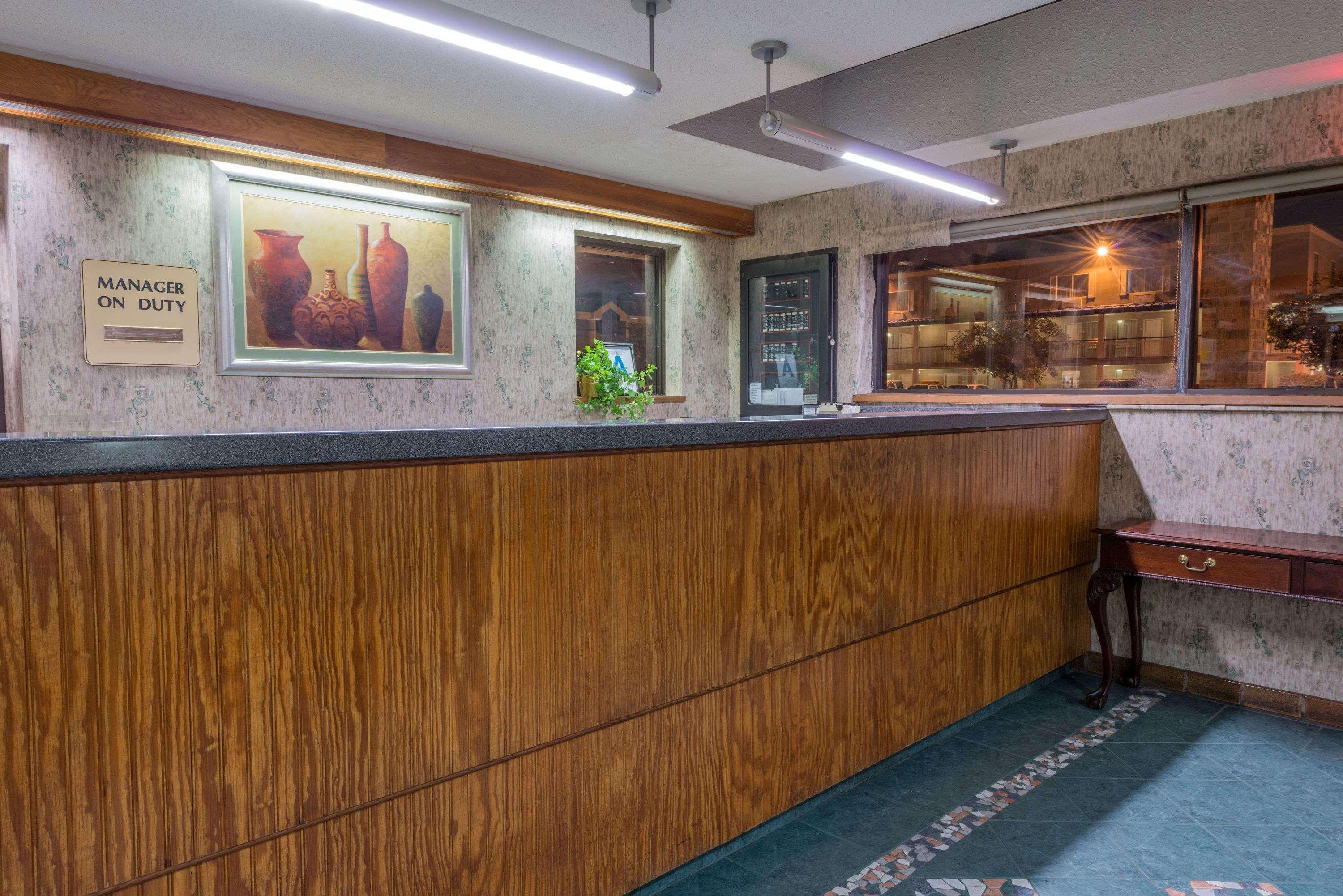 Days Inn By Wyndham Hurstbourne Louisville-Jefferson County Extérieur photo