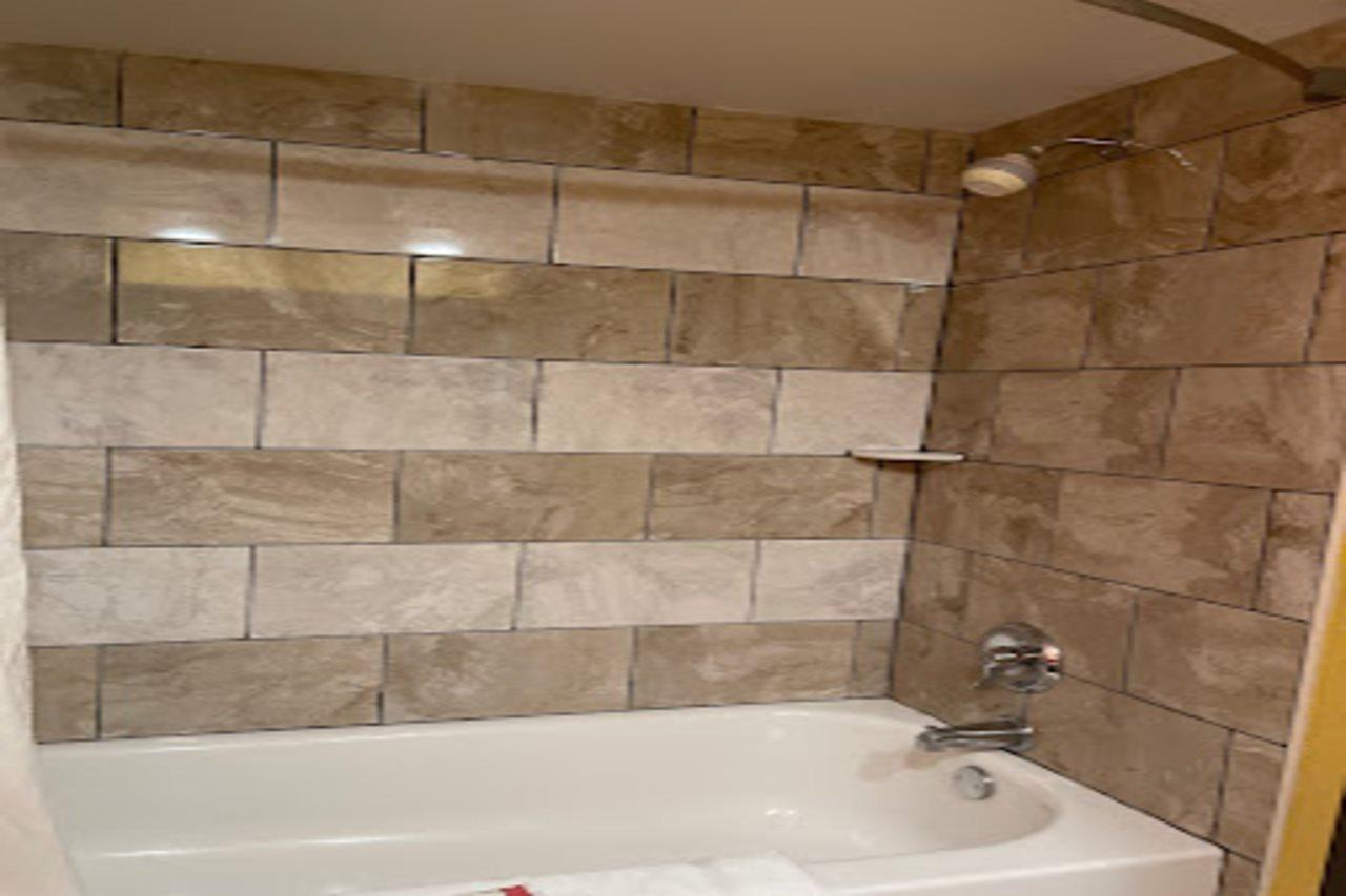 Days Inn By Wyndham Hurstbourne Louisville-Jefferson County Extérieur photo